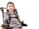 Funktionshindrad pojke i rullstol